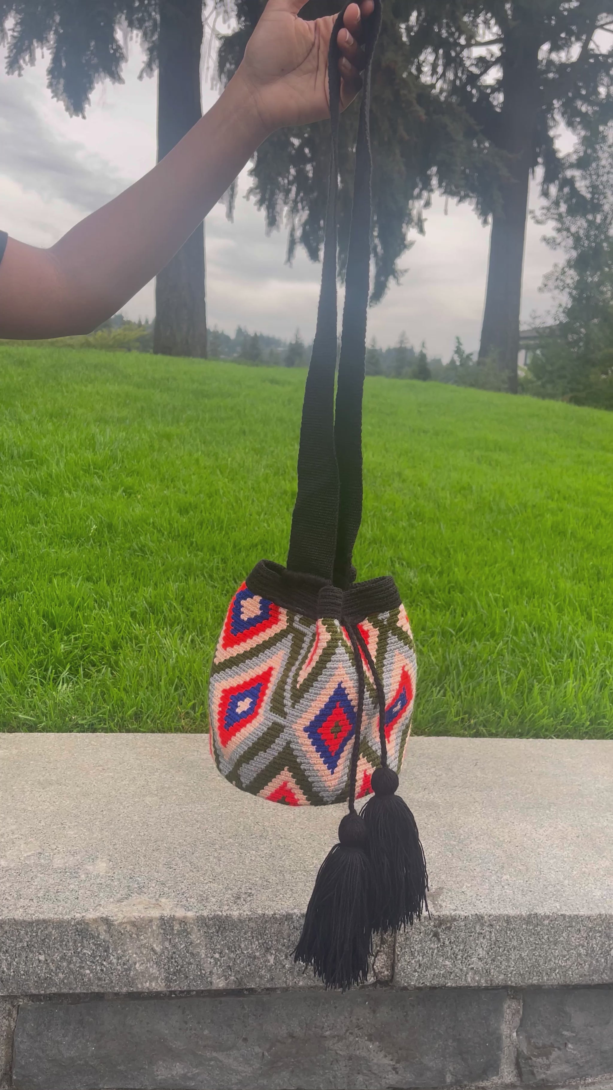 360 degree view of the mini mochila bag in the sunrise colorway.